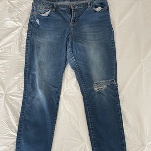 Old Navy Rockstar distressed jeans